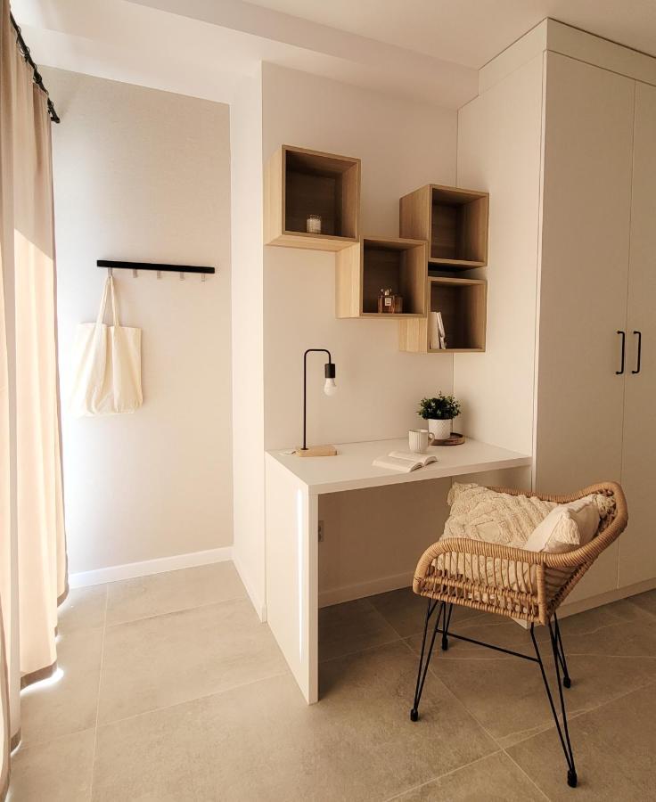 Pine Point Apartament With Terrace, Shared Pool, Tennis Court 포비에로보 외부 사진