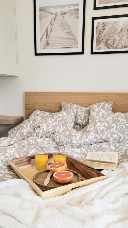 Pine Point Apartament With Terrace, Shared Pool, Tennis Court 포비에로보 외부 사진